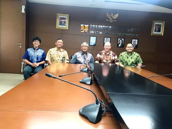 Meeting at BPIW – Jakarta (Batik day!)